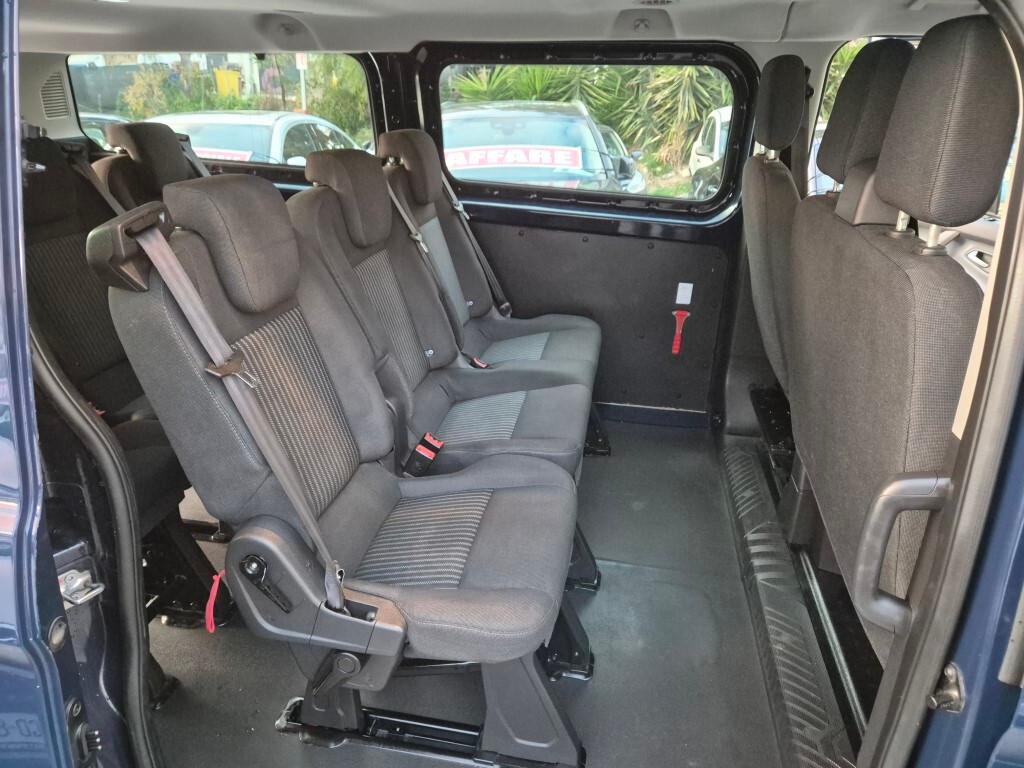 Ford Transit Custom 2.0 TDCi 9 POSTI Combi