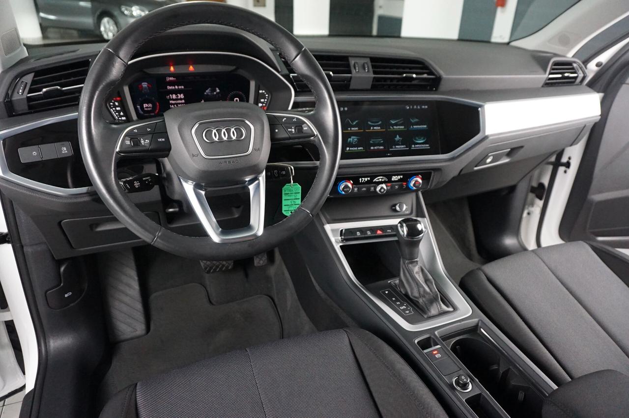 Audi Q3 35 TDI S tronic Business