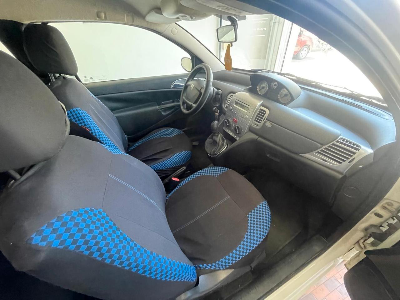 Lancia Ypsilon 1.4 Ecochic GPL