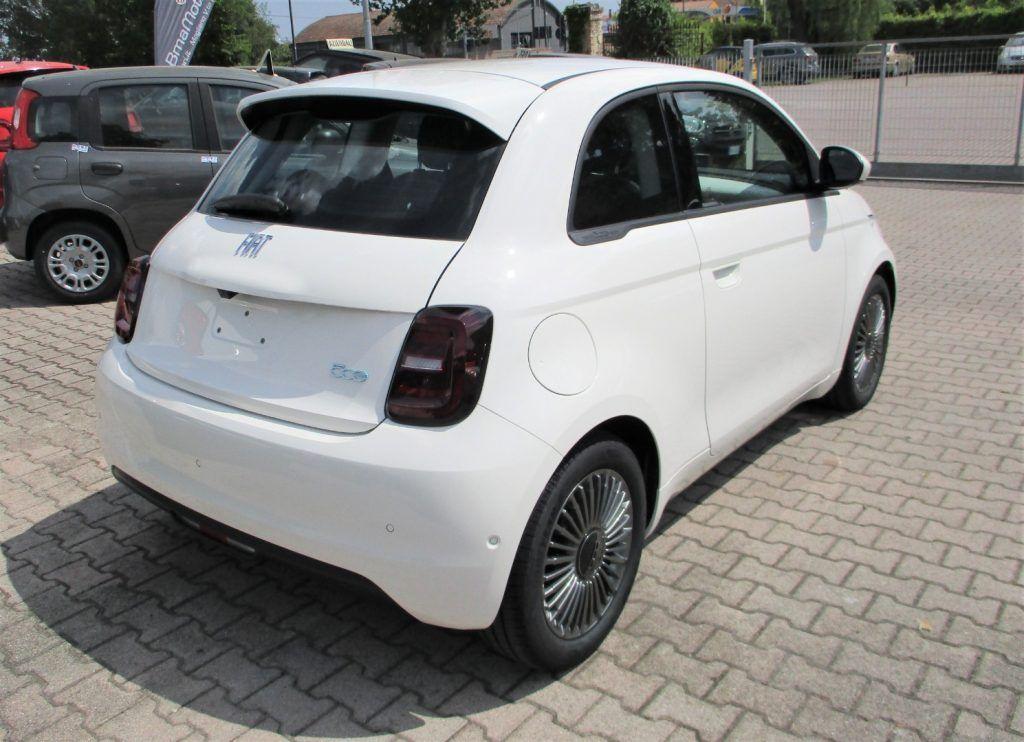 Fiat 500e - Camera/Pack Comfort/Navi
