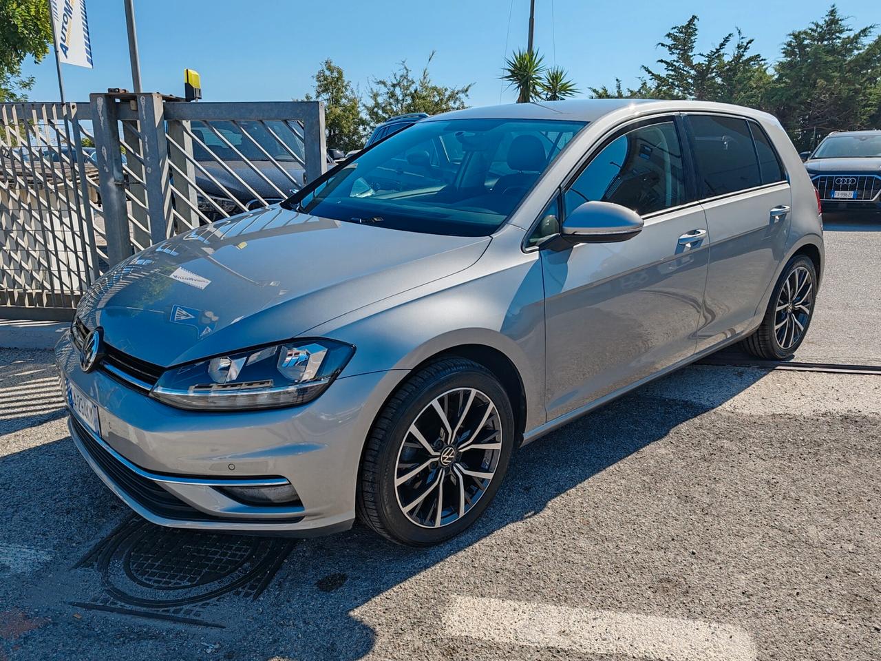 Volkswagen Golf 1.6 TDI Business BlueMotion Tech