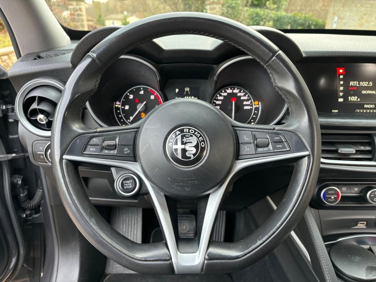 Alfa Romeo Stelvio 2.2 Turbodiesel 210 CV AT8 Q4 Executive