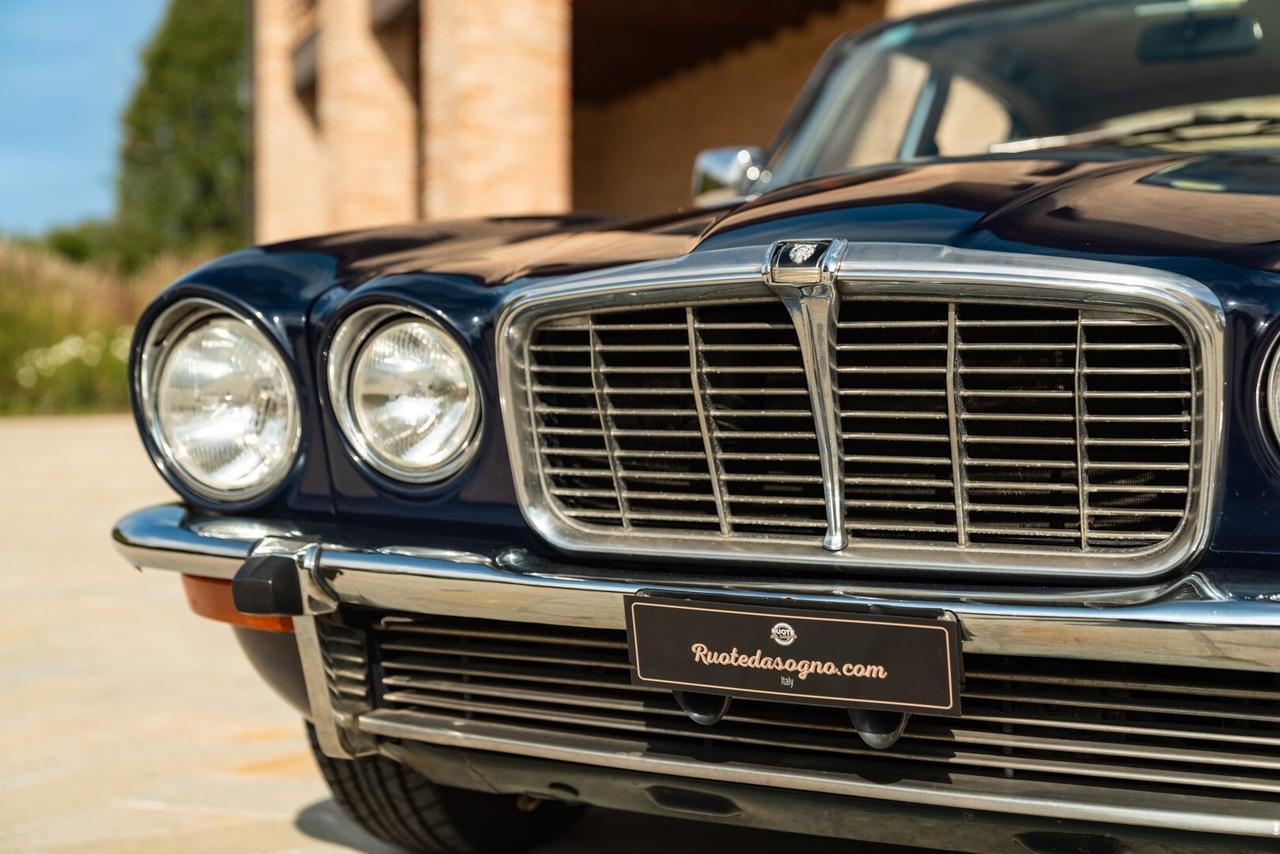 Jaguar XJ 4.2 - JAG00070