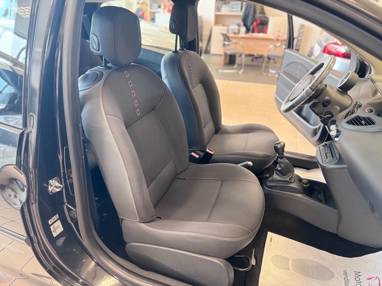 Renault Twingo 1.2 8V Sport & Sound