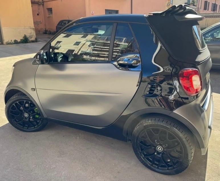 Smart ForTwo 90 0.9 T twinamic cabrio BRABUS Style