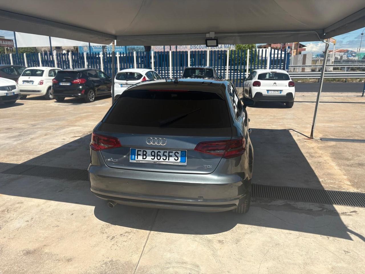 Audi A3 1.6 TDI clean diesel S tronic Business