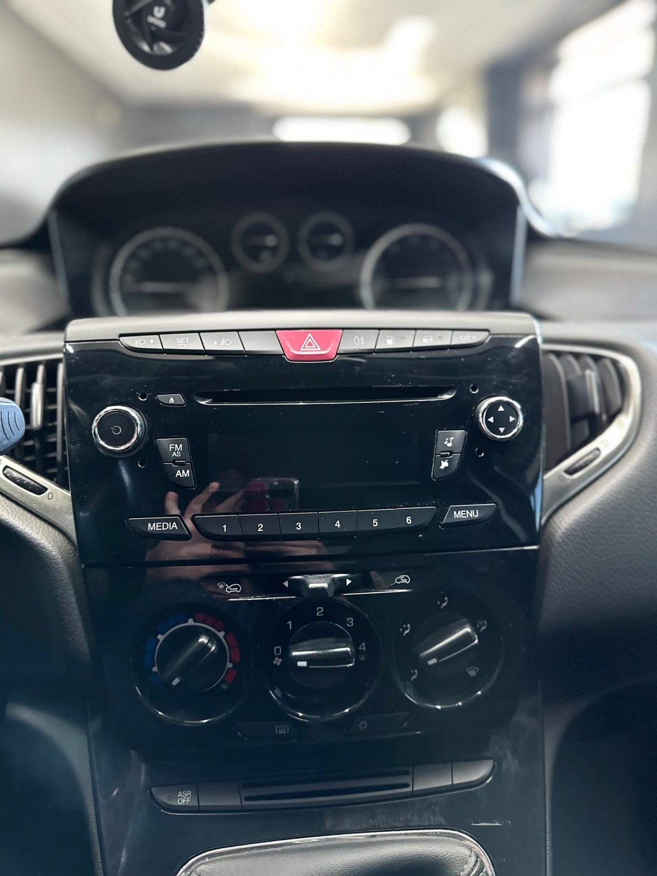 Lancia Ypsilon 1.2 69 CV 5 porte GPL Ecochic