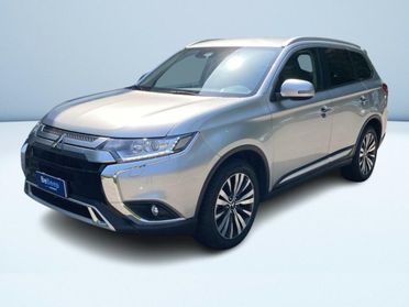 Mitsubishi Outlander 2.0 Mivec Insport 2WD CVT