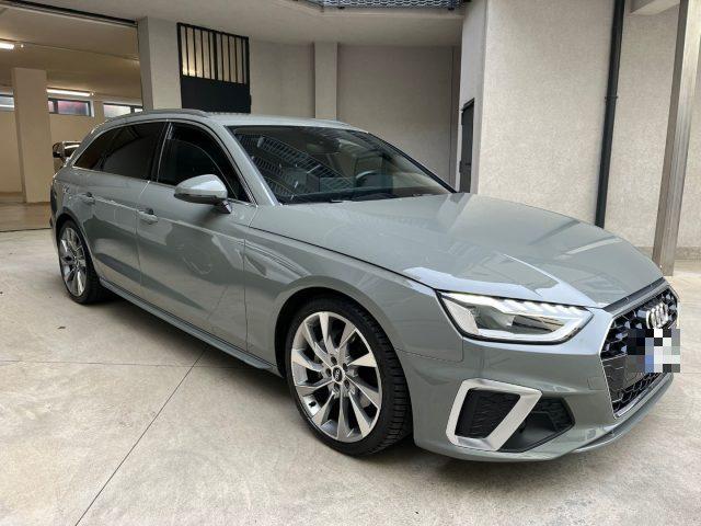 AUDI A4 Avant 40 TDI S tronic S line edition