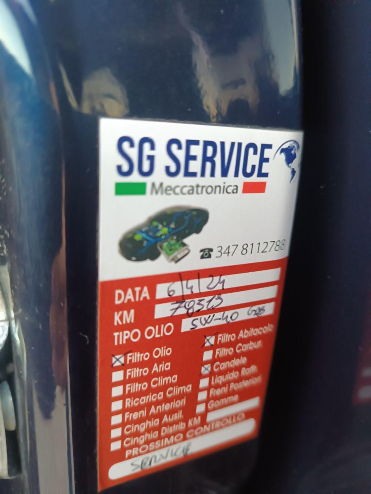 LANCIA Ypsilon 1.2 69 CV 5 porte GPL Ecochic Gold