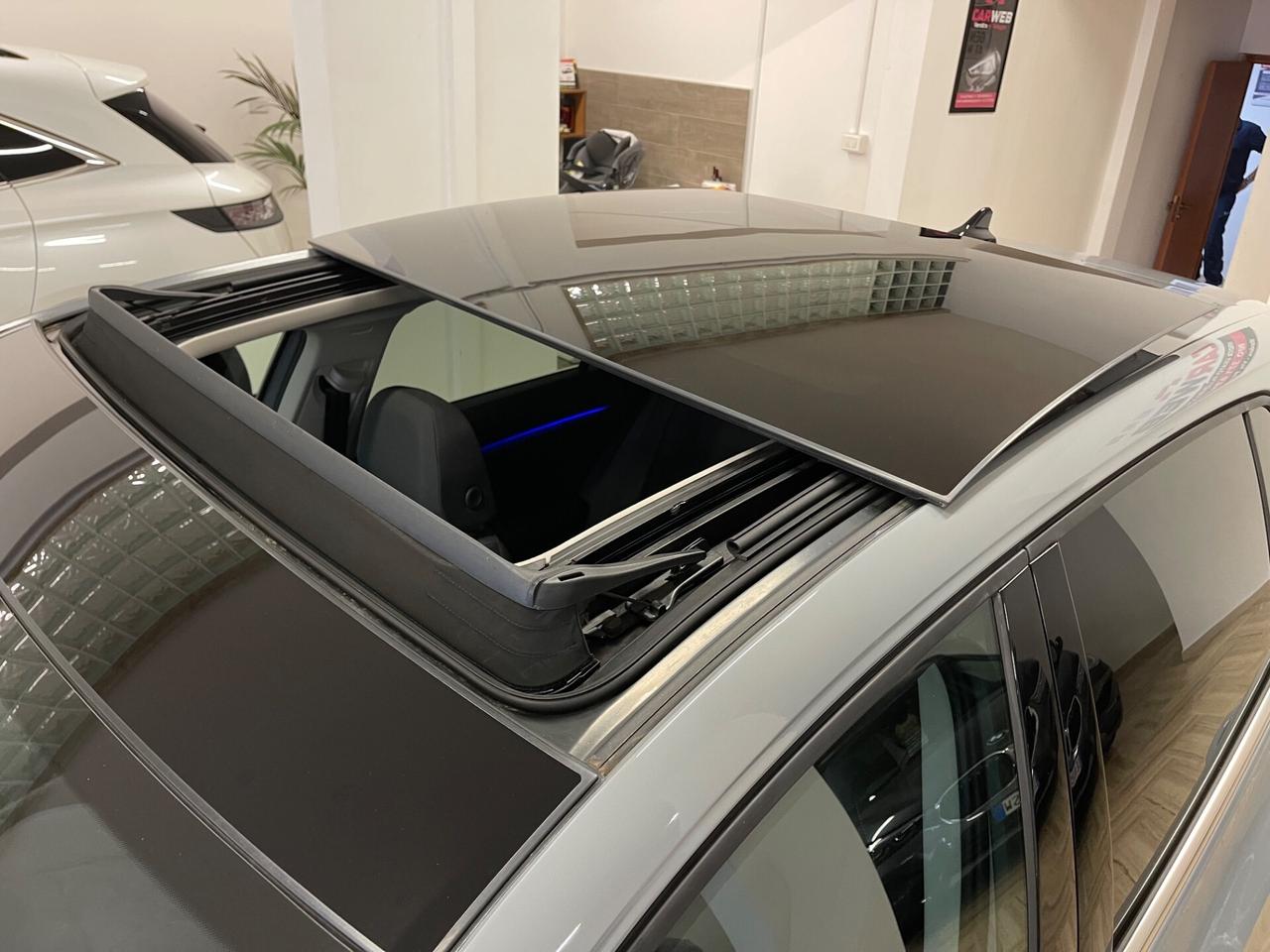 VOLKSWAGEN GOLF 8 Style TETTO 2021