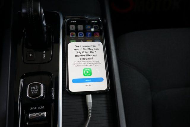 VOLVO XC60 B4 (d) AWD Geartronic Business