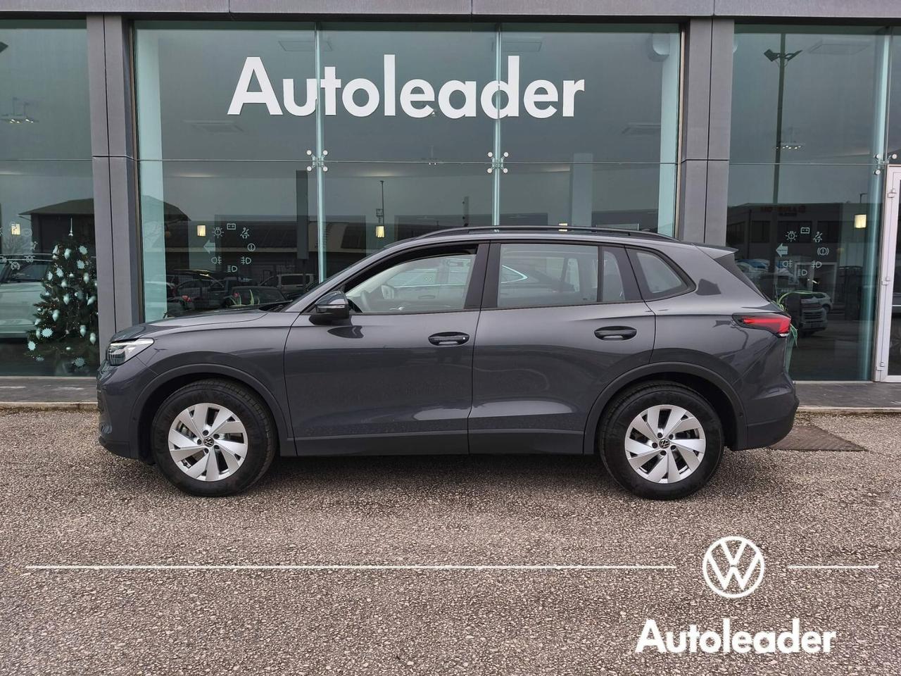 VW Tiguan 2.0 TDI 150 CV DSG Life SOLO 9mila Km