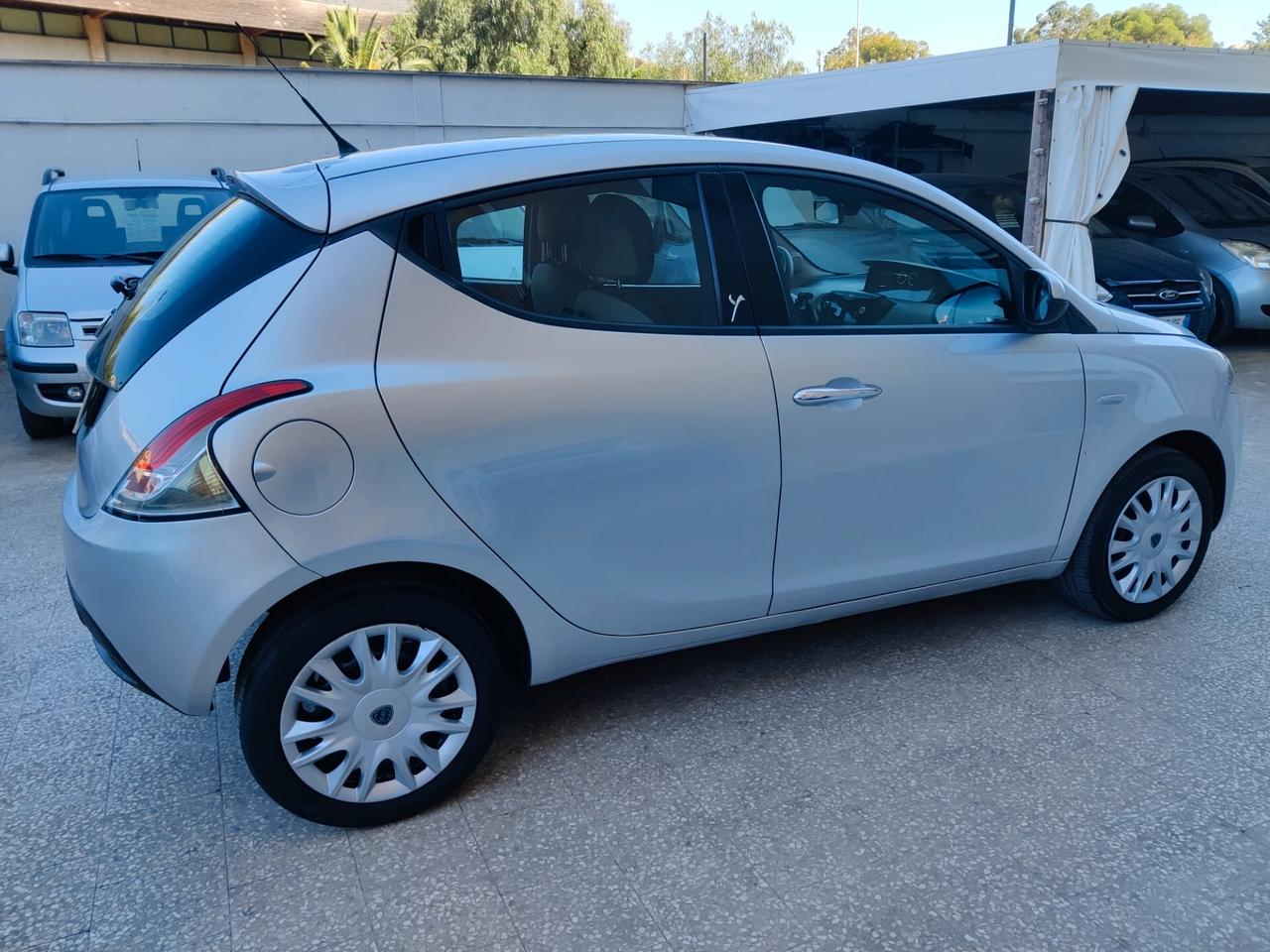 Lancia Ypsilon 1.2 Benzina