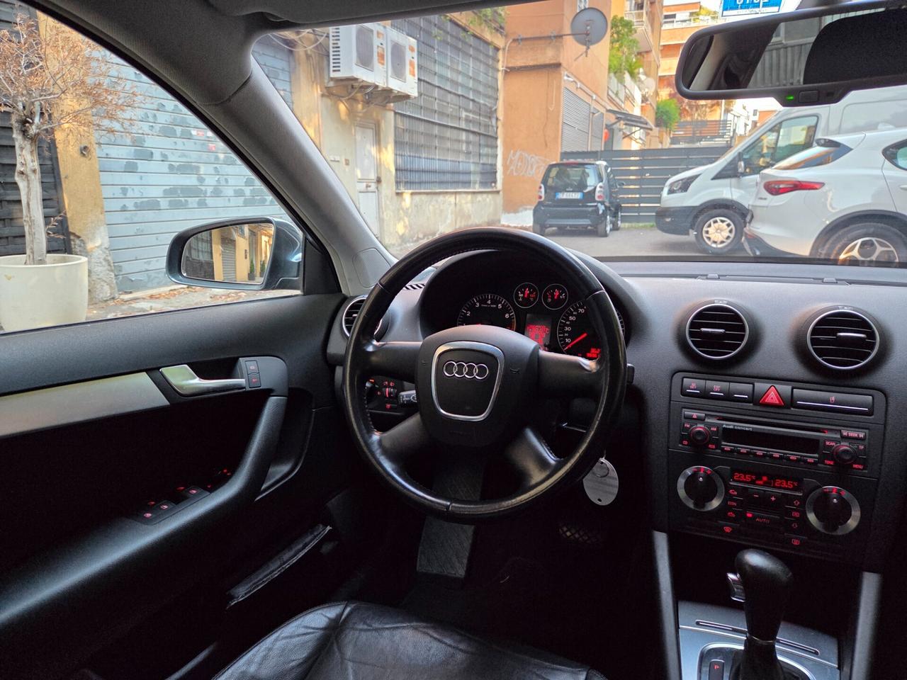 Audi A3 1.6 Ambition 102cv - UNIPRO