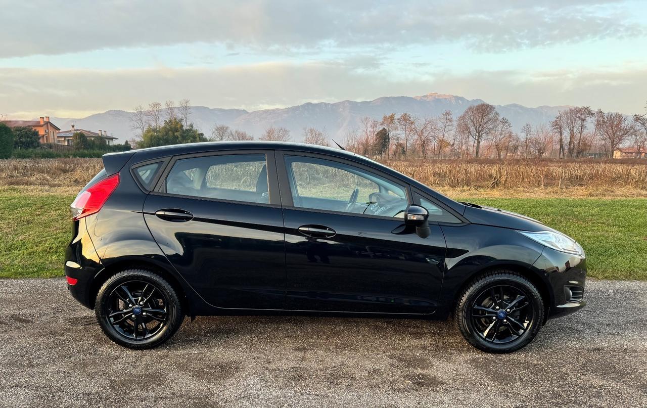 FORD FIESTA 1.0 ECOBOOST BENZINA 5 PORTE NEOPATENTATi