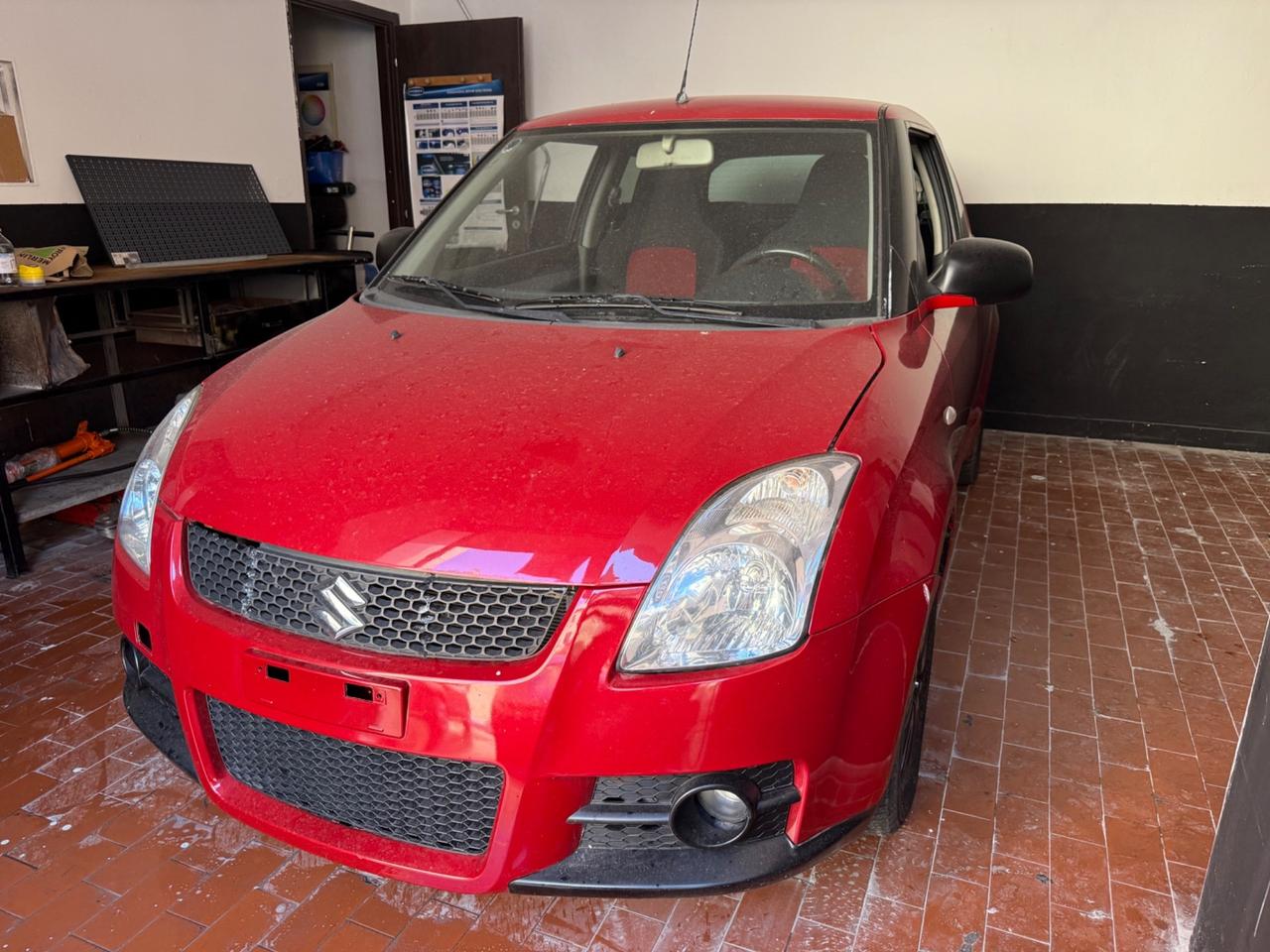 Suzuki Swift 1.6 3p. Sport GL leggere bene