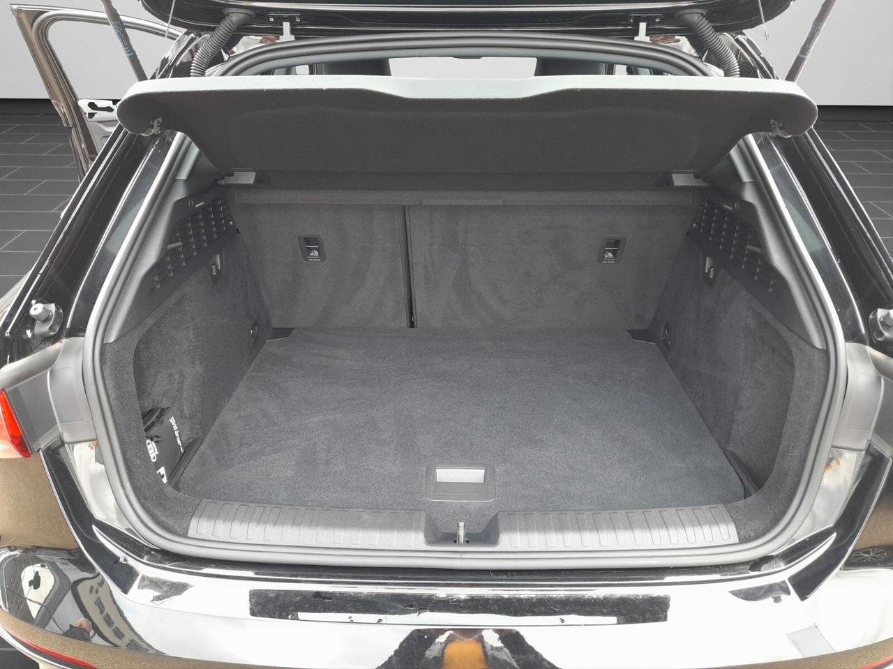 Audi A3 SPB 30 TFSI Business