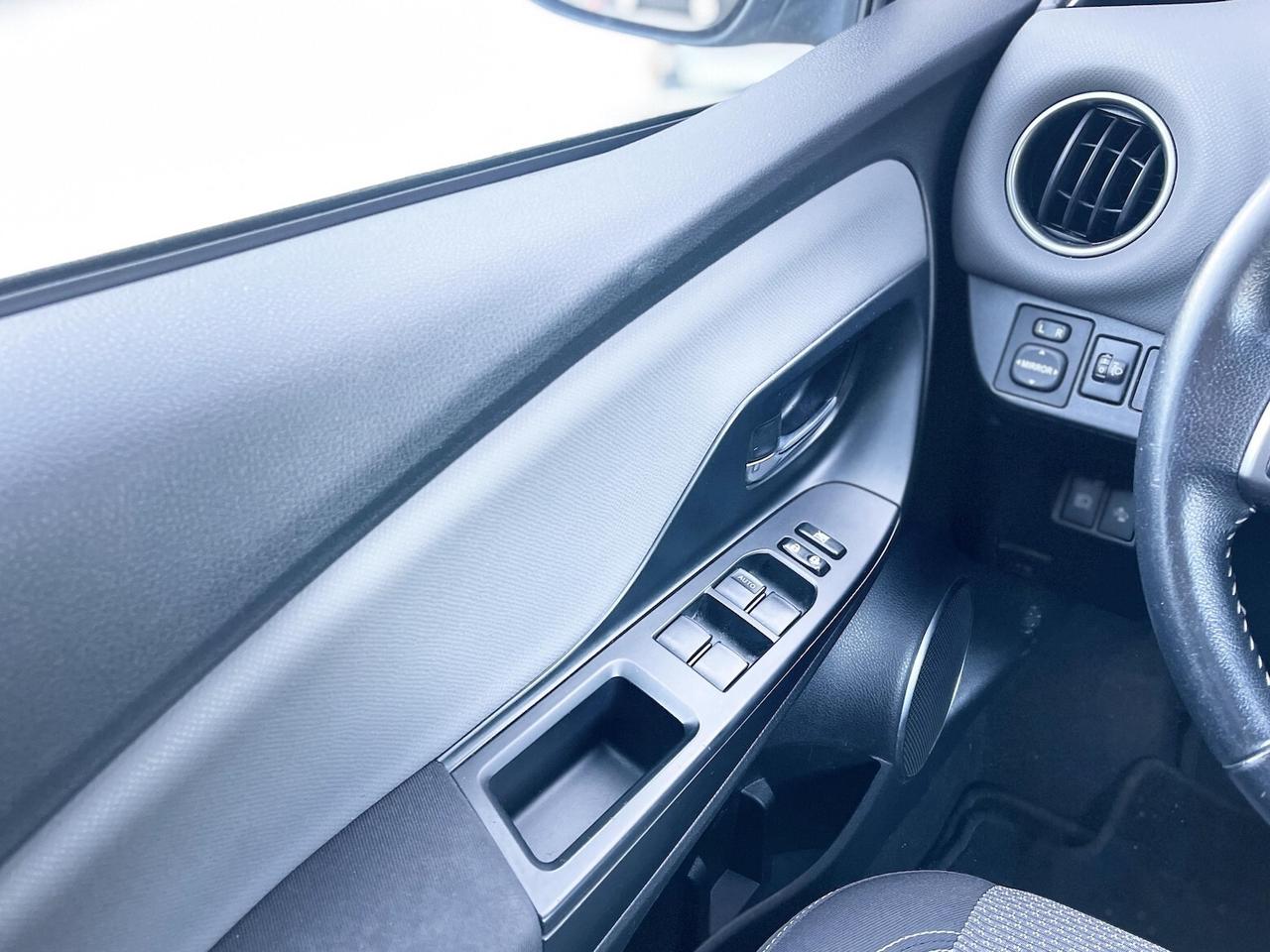 Toyota Yaris 1.5 Hybrid 73CV Automatica E6 Neo - 2016