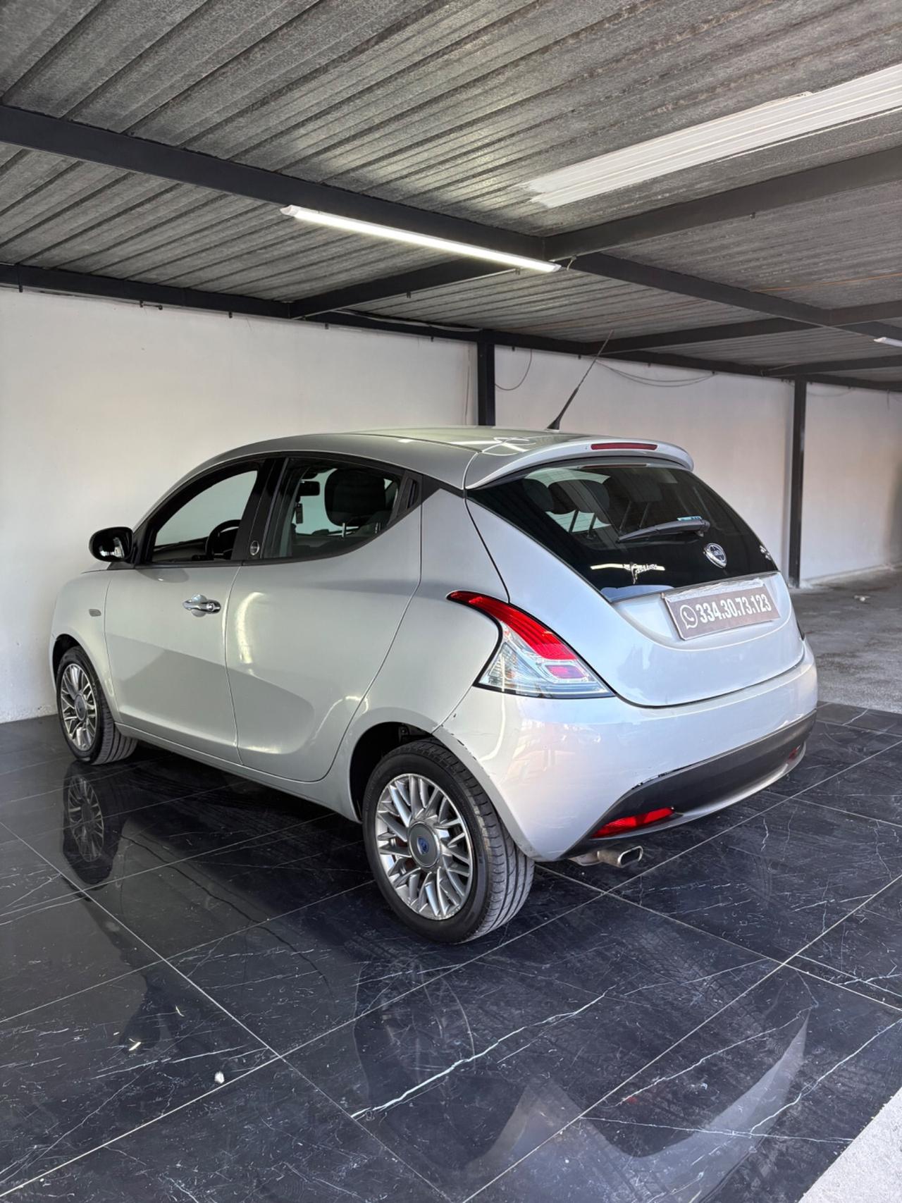 Lancia Ypsilon Gold GPL