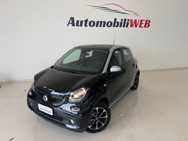 Smart ForFour 60 1.0 Black Passion