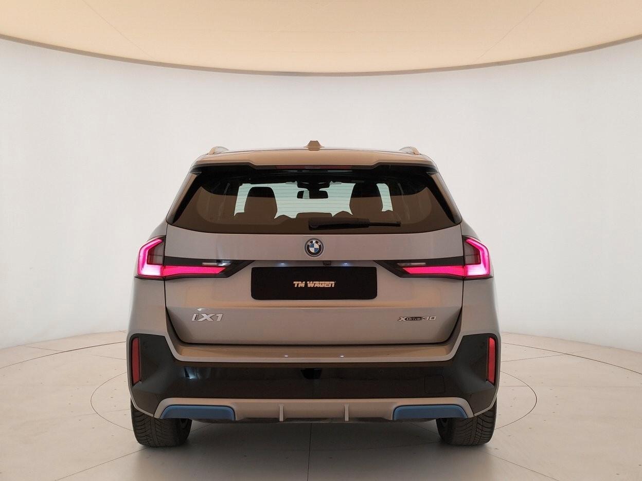 BMW IX1 xdrive 30 - IVA ESPOSTA