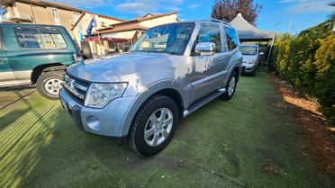 Mitsubishi Pajero 3.2 DI-D 16V 3p. Invite