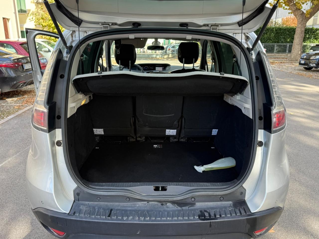 Renault Scenic Scénic XMod 1.5 dCi 110CV EDC Bose
