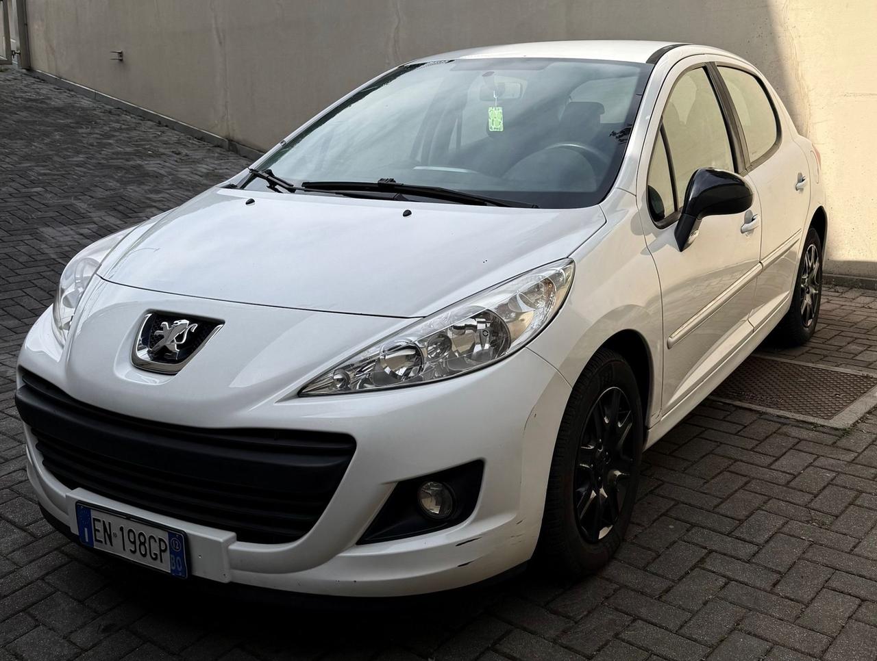 Peugeot 207 1.4 8V 75CV 5p. Energie ECO GPL