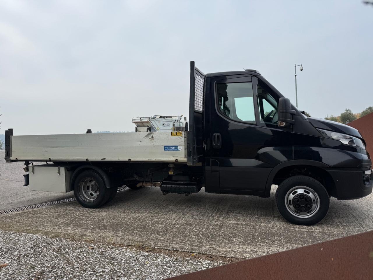 IVECO DAILY 35C18 RIBALTABILE TRILATERALE