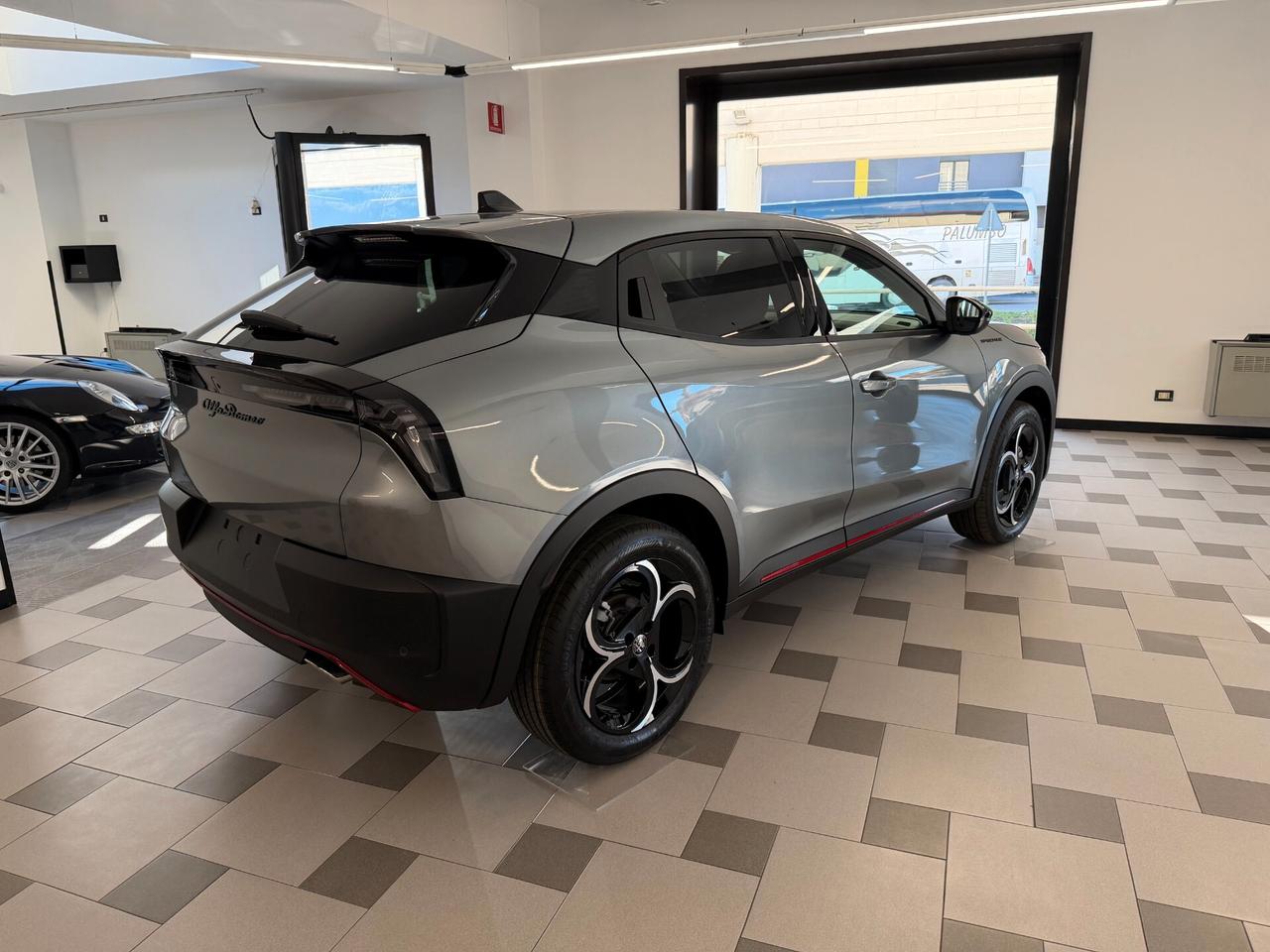 Alfa Romeo Junior 1.2 145 CV Hybrid eDCT6 Speciale