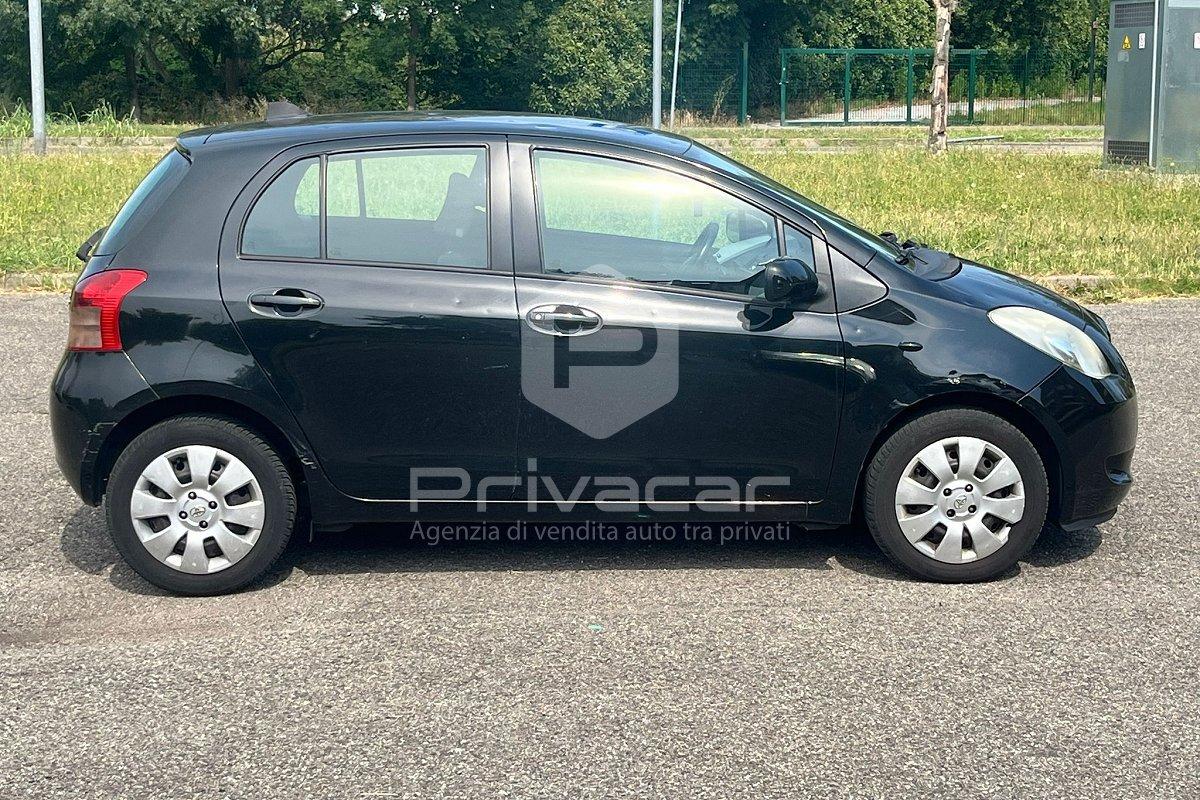 TOYOTA Yaris 1.0 5 porte Sol