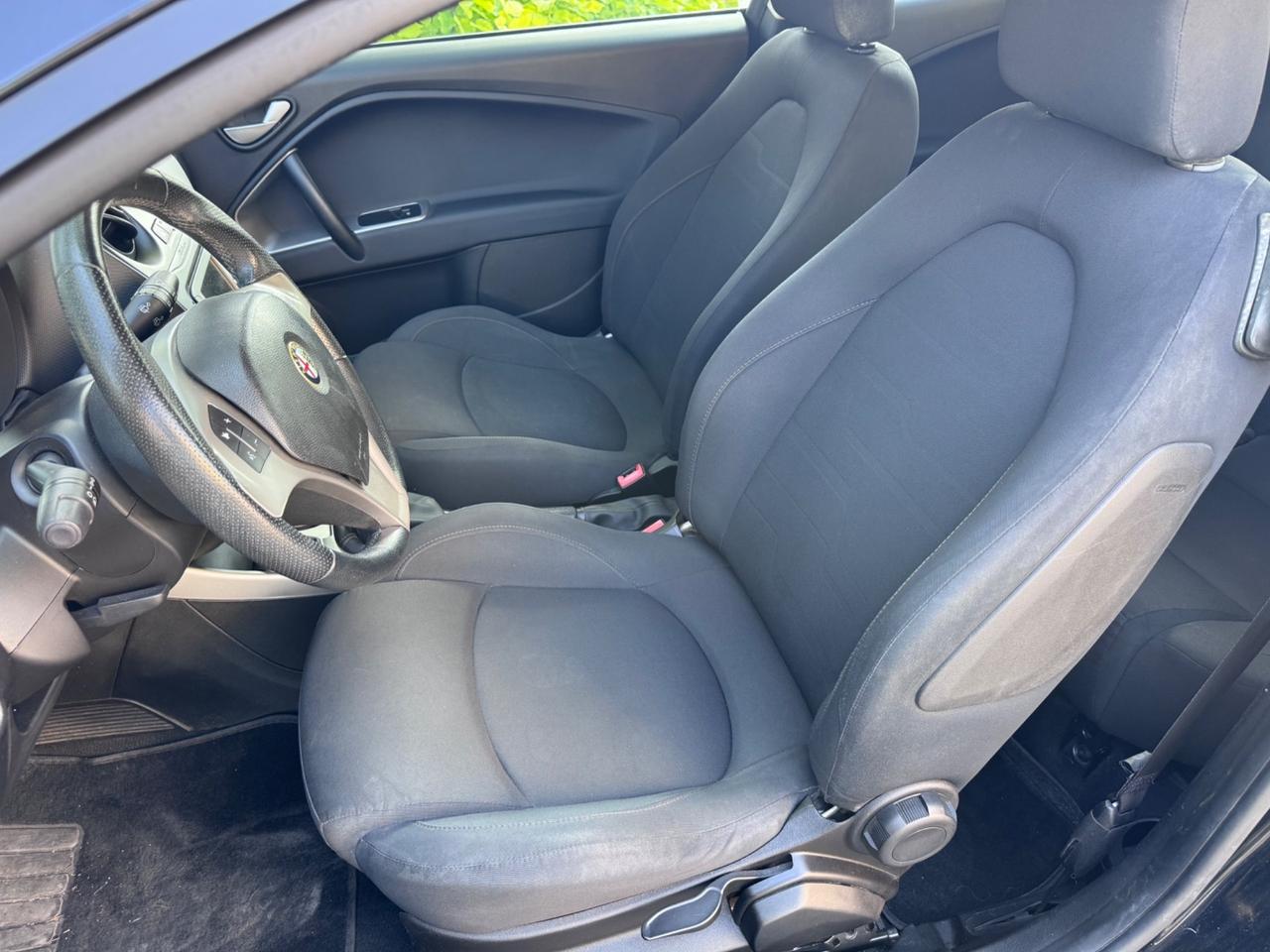 Alfa Romeo MiTo 1.4 70 CV neopaten garanzia 12 mesi