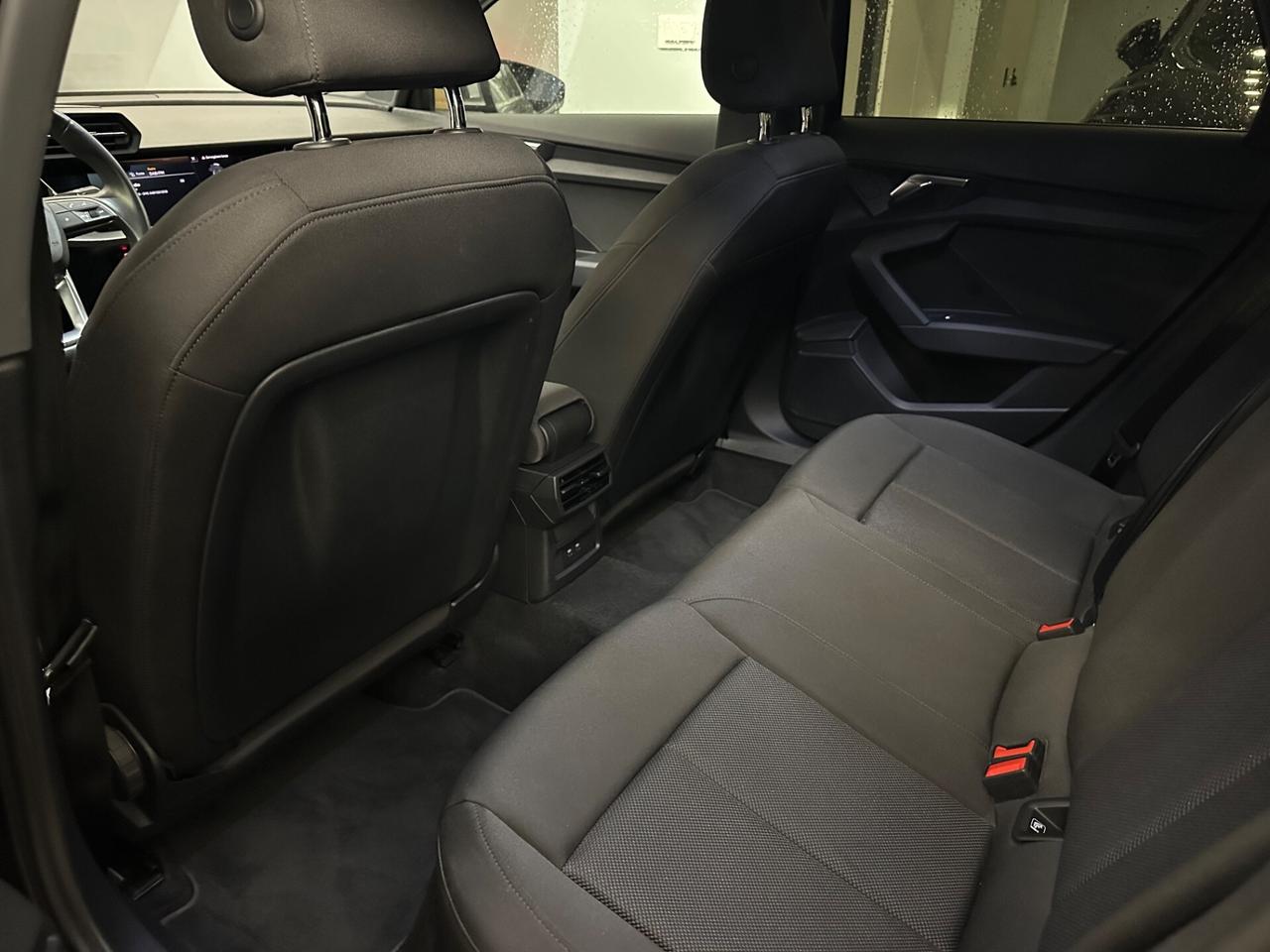 Audi A3 Sedan 35 TFSI S tronic Business