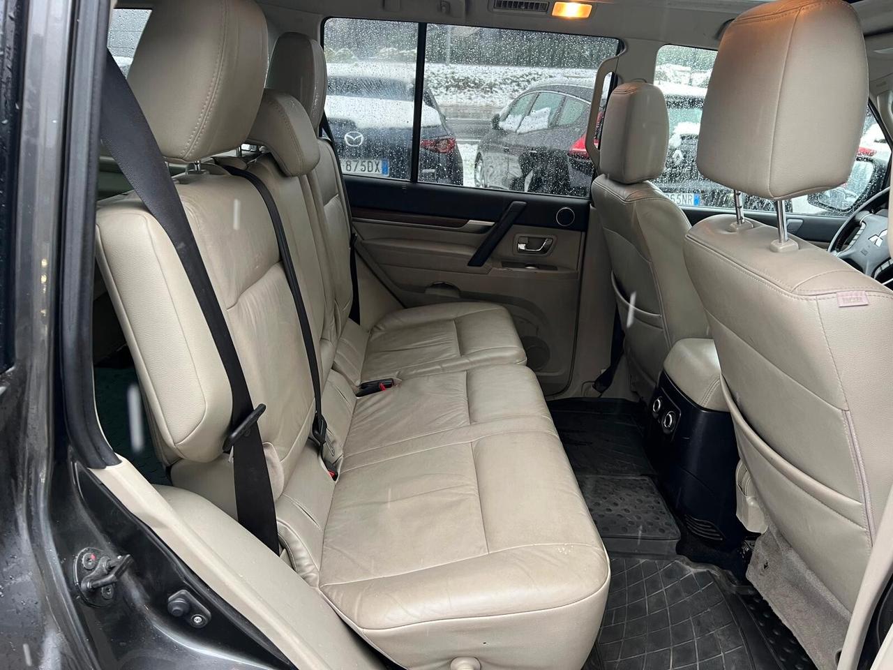 Mitsubishi Pajero 3.2 DI-D 16V aut. 5p. Instyle DPF