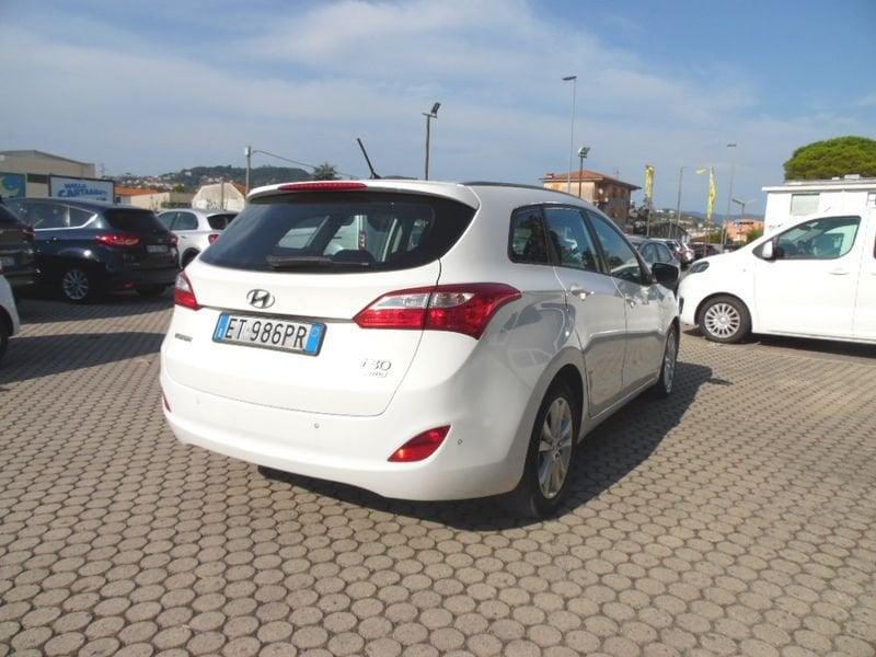 Hyundai i30 i30 Wagon 1.6 CRDi Comfort + PACK FRIZIONE NUOVA AL 100%