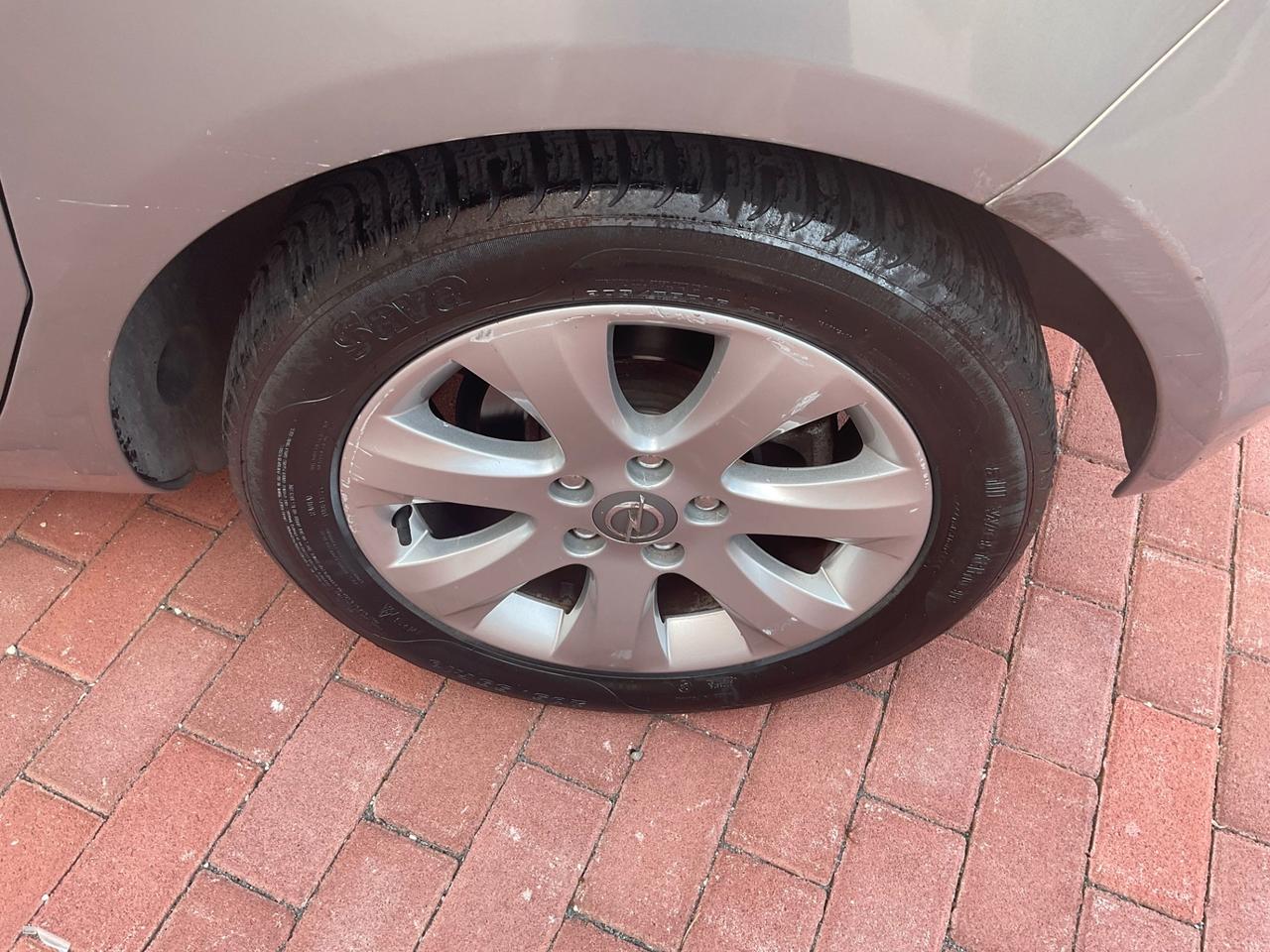 Opel Meriva 1.4 100CV Cosmo GPL