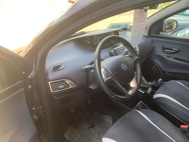 Lancia Ypsilon 1.2 69 CV 5 porte GPL Ecochic Mya