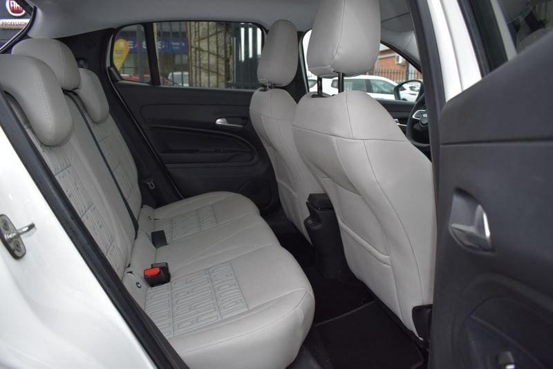 FIAT 600 600 Hybrid 110 CV DCT MHEV La Prima