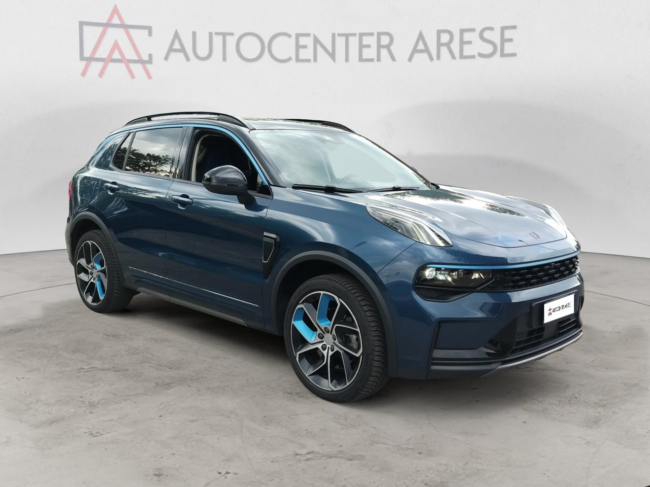 Lynk & Co 01 1.5 td phev auto