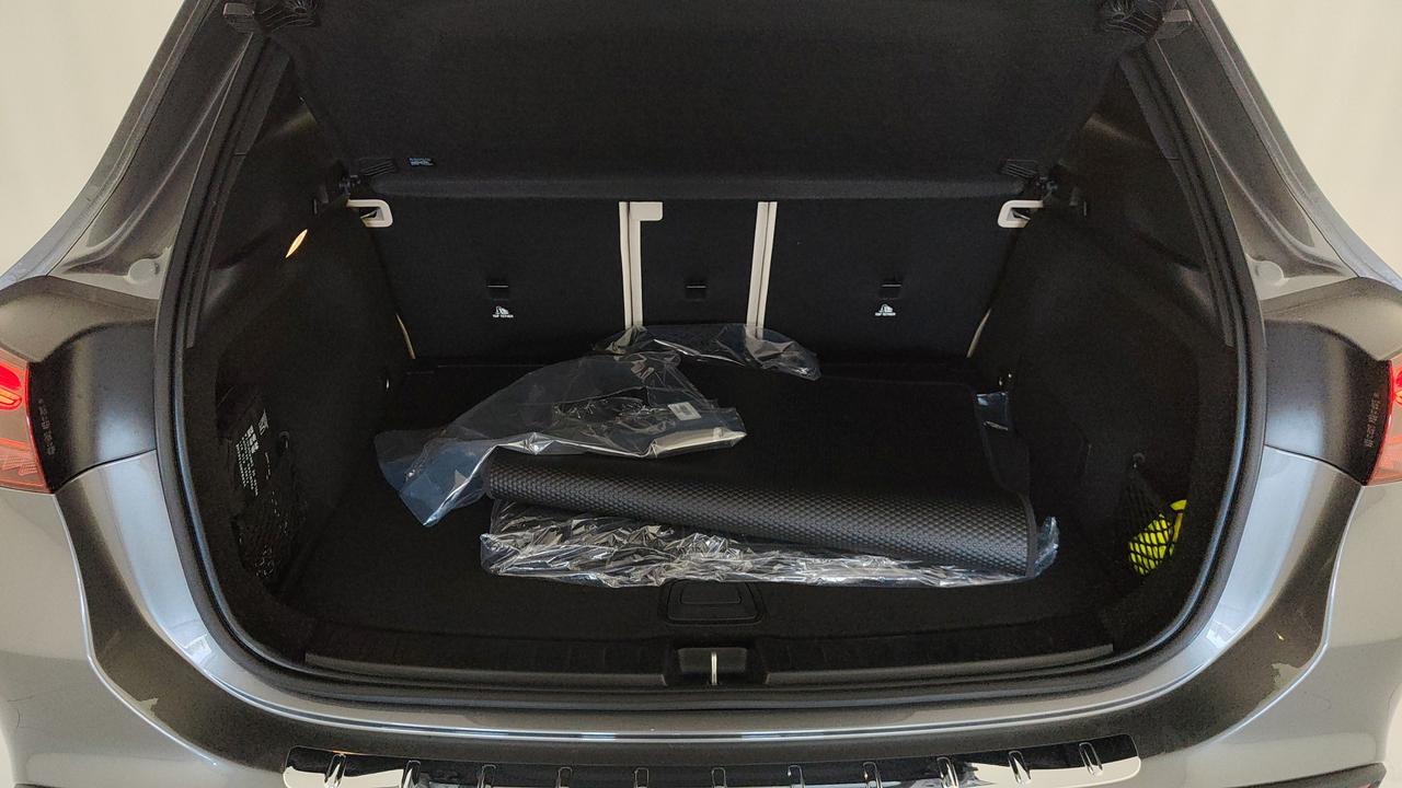 Mercedes-Benz GLA 200 d automatic