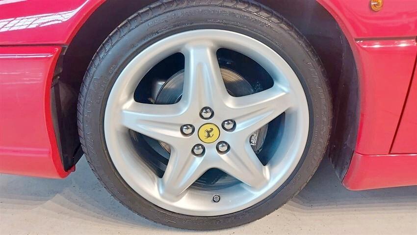 Ferrari F355 berlinetta