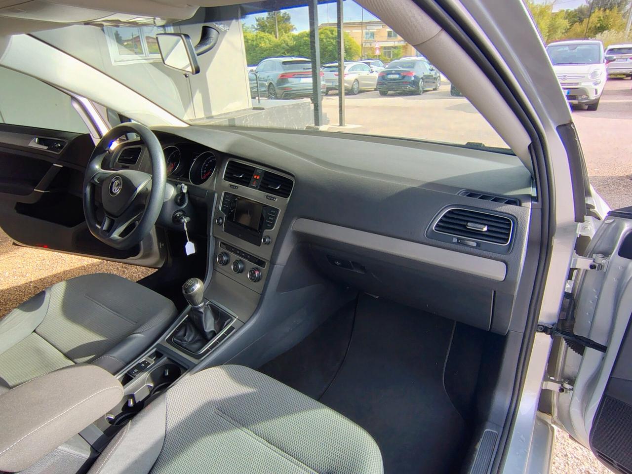 Volkswagen Golf 1.6 TDI DSG 3p. Highline BlueMotion Technology