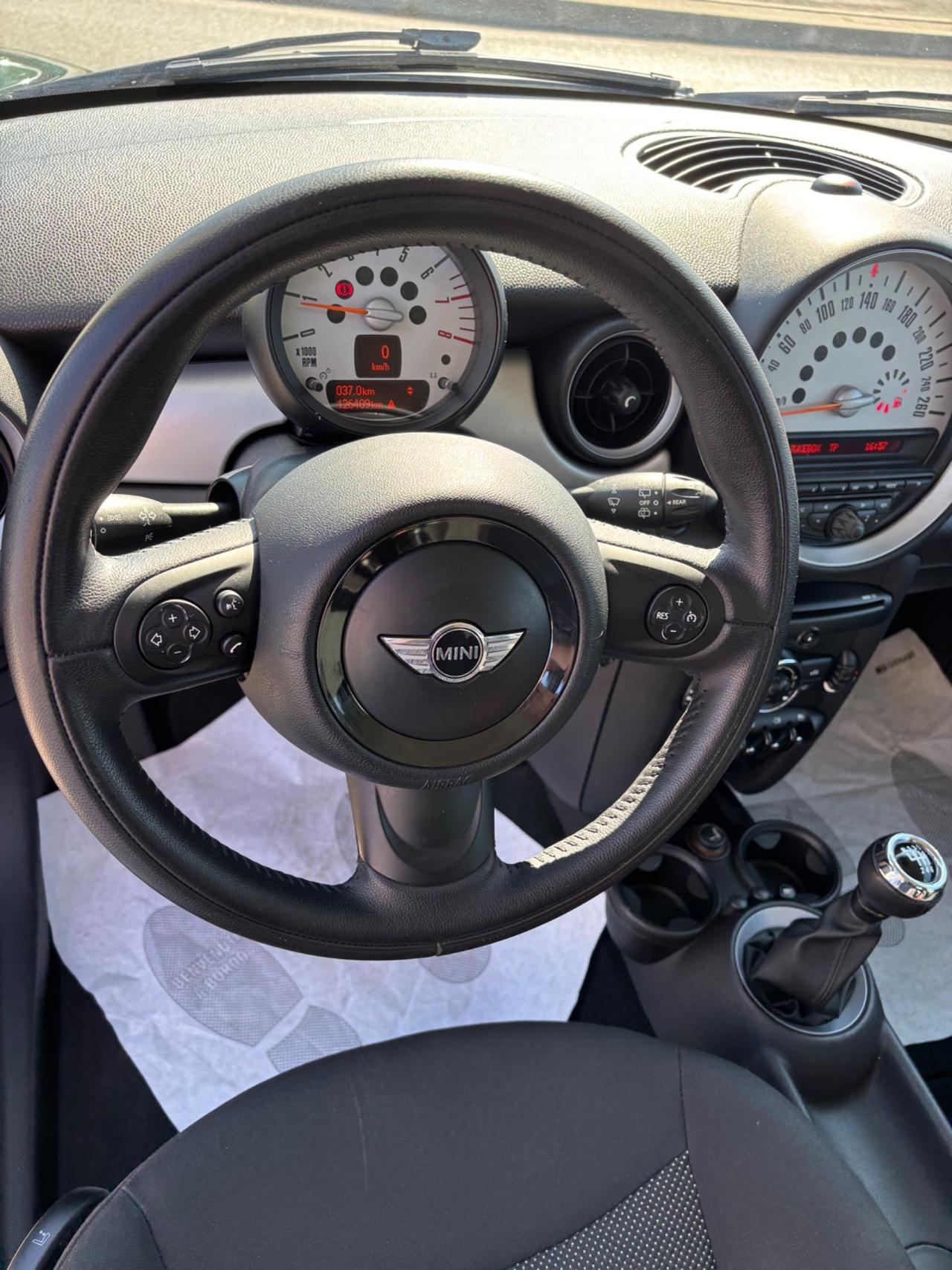 Mini 1.6 16V One (55kW)