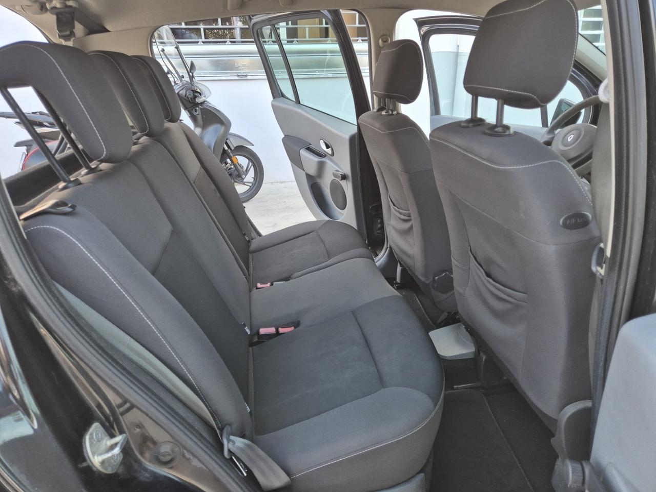 Renault Modus Grand 1.2 16V Wave