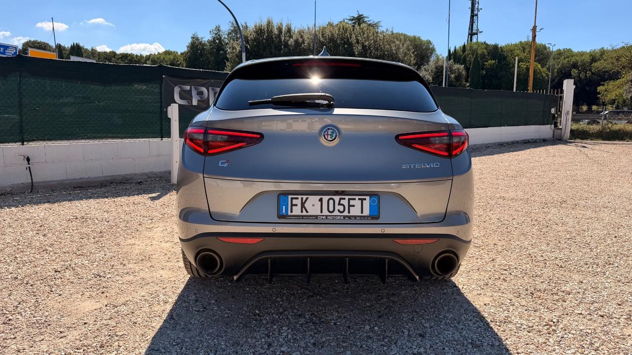Alfa Romeo Stelvio 2.0 Turbo 280 CV AT8 Q4 First Edition