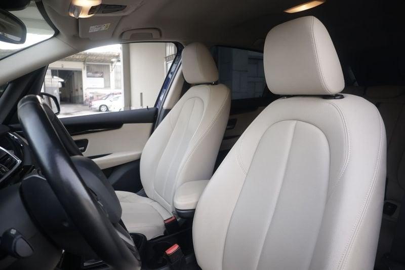 BMW Serie 2 Active Tourer BMW Serie 2 Active Tourer 220d Active Tourer Advantage aut. Unicoproprietario