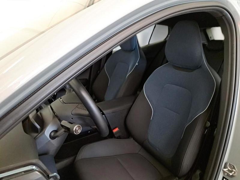 VOLVO EX30 Single Motor Extended Range Core