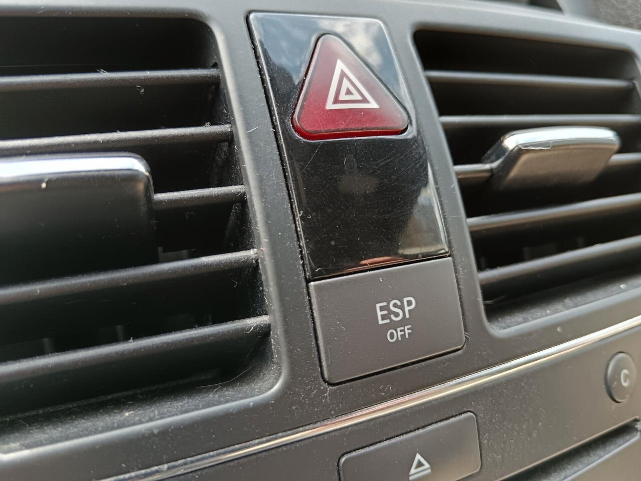 Mercedes-benz C 220 170CV AVANTGARDE LEGGI ANN
