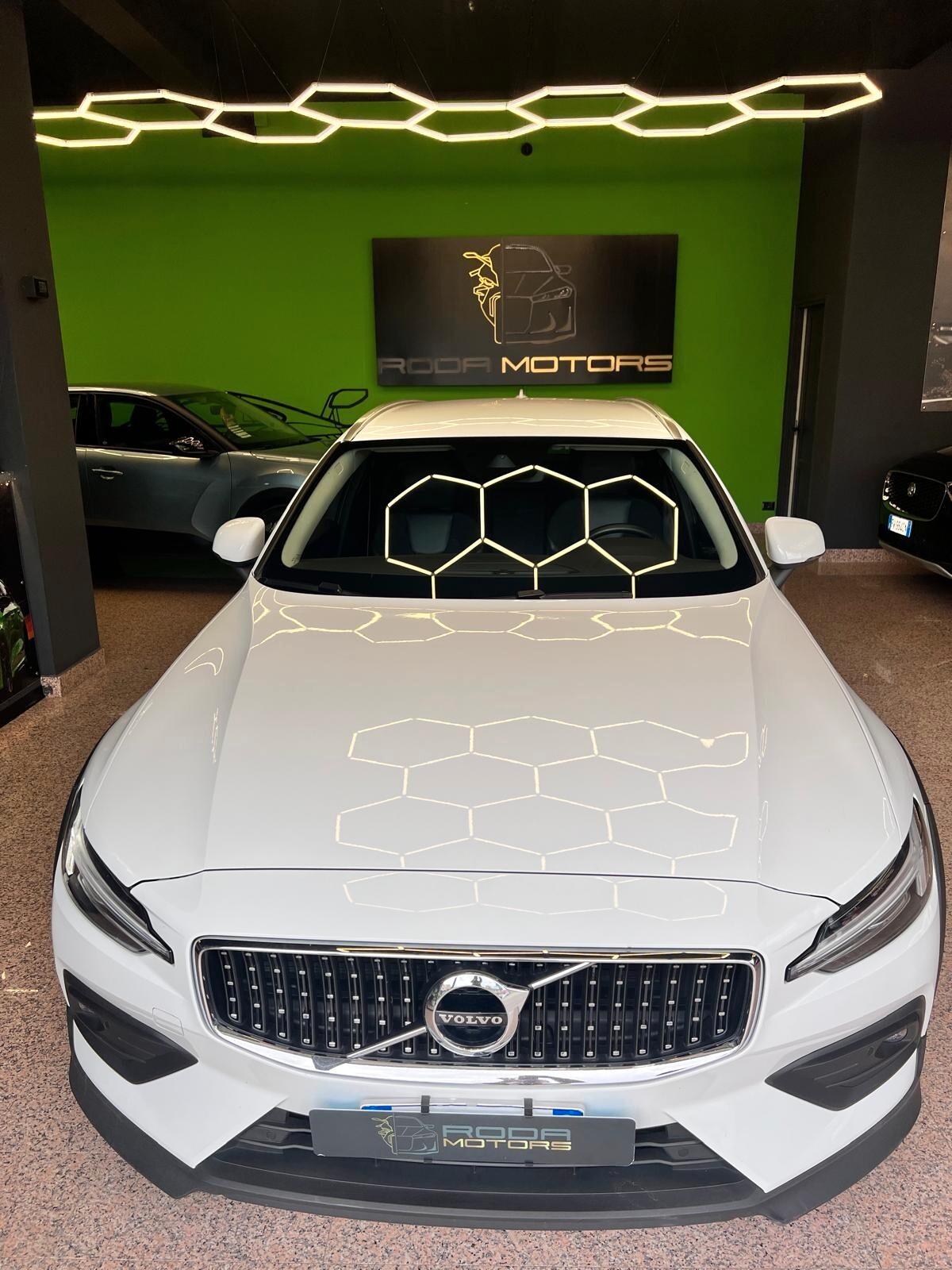 Volvo V60 Cross Country V60 Cross Country B4 (d) AWD Geartronic Business Pro Line